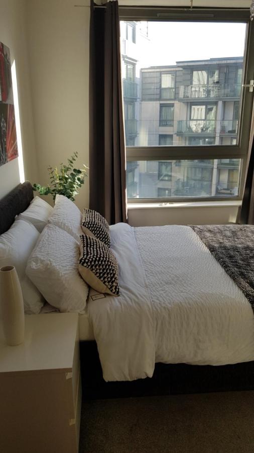 City Centre 1 Bed Apartment With Free On Site Parking With Cctv By Lets Relocations バーミンガム エクステリア 写真