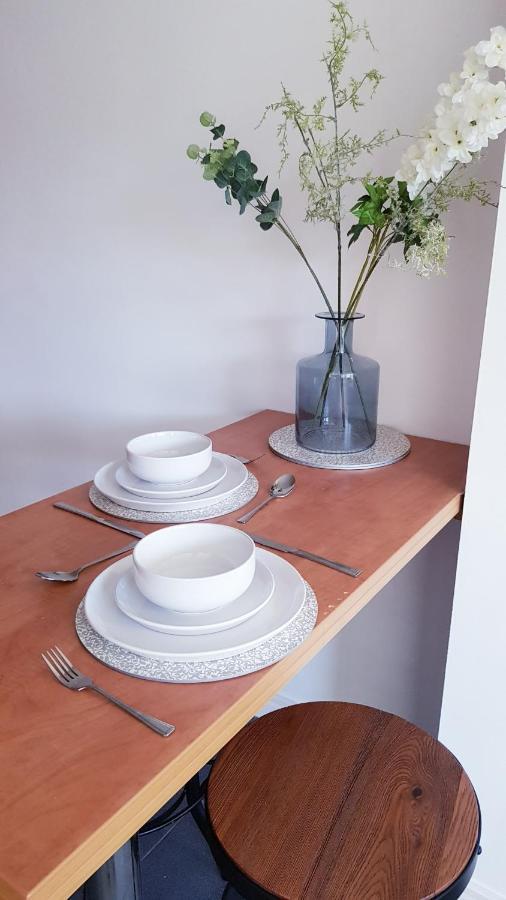 City Centre 1 Bed Apartment With Free On Site Parking With Cctv By Lets Relocations バーミンガム エクステリア 写真